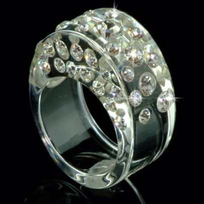 Diva Classic Transparent Acrylic Ring