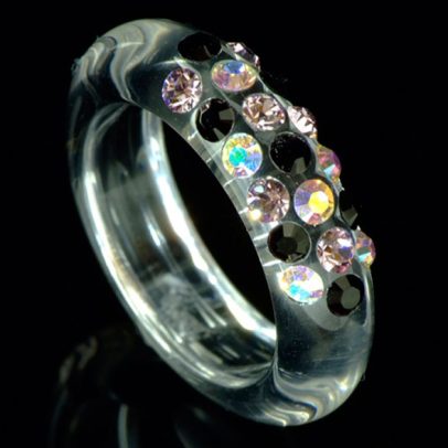 Veretta Transparent Acrylic Ring